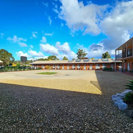 Bridge Motor Inn Tocumwal Exterior foto